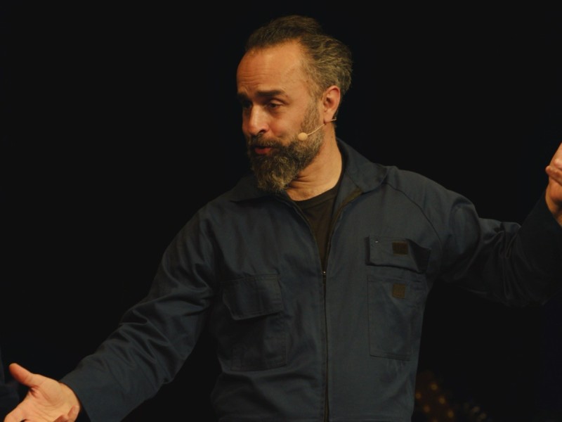 Aydın Işık, Schauspieler. Foto: Jörg Gruber 2025