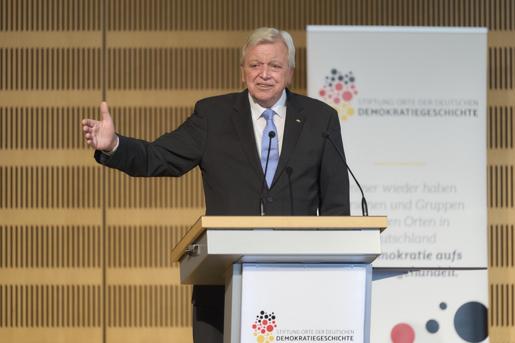 Volker Bouffier, Hessischer Ministerpräsident a.D. beim PK der SODG, Frankfurt, 28.10.2024. Foto Alexander Paul Englert